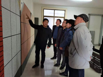 河南省建設(shè)科技協(xié)會(huì)理事長(zhǎng)張利萍、秘書長(zhǎng)段敬民等一行蒞臨調(diào)研
